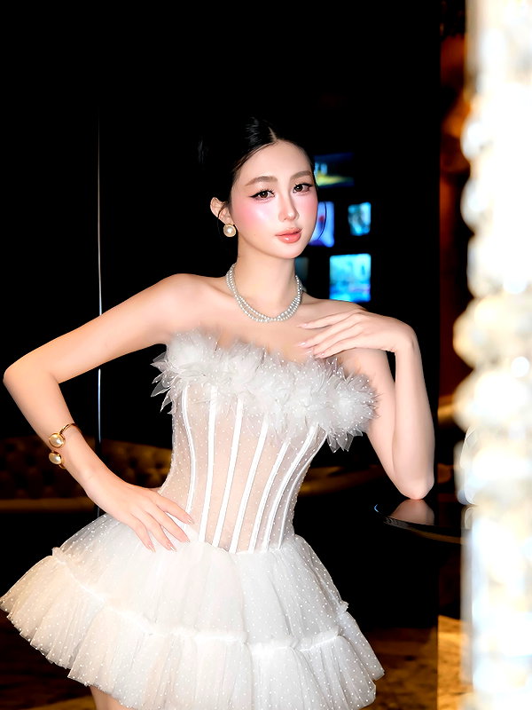 lyhythuedoxinh instagram image archive image