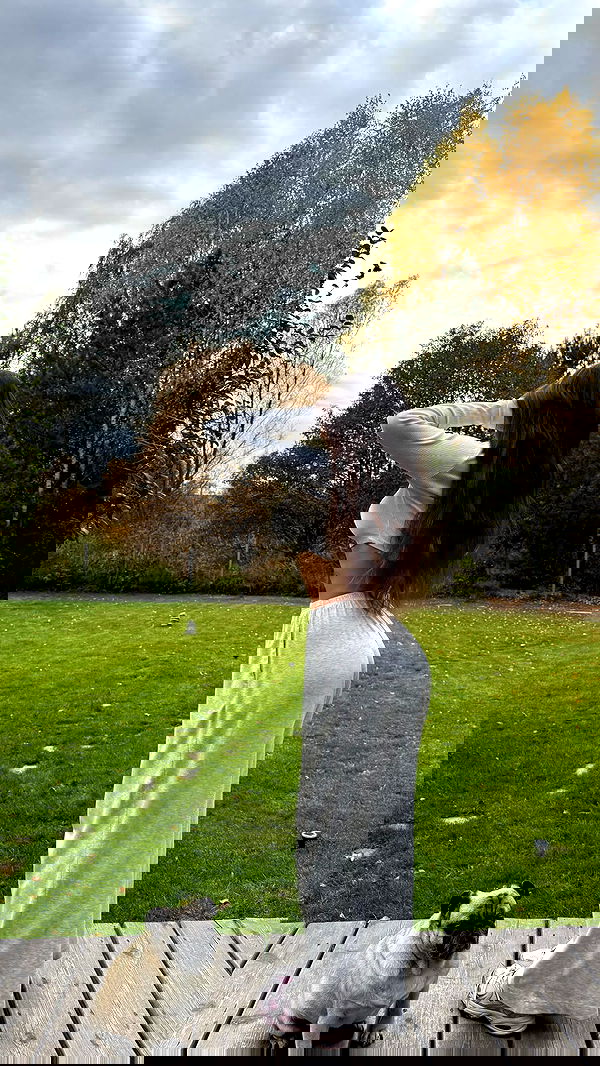 nyityam nyityam archive image