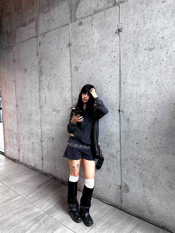 connie.01j instagram image archive image
