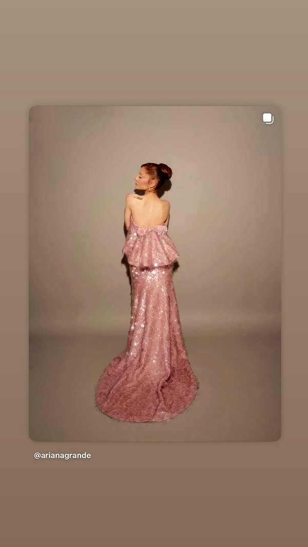 arianagrande instagram image archive image