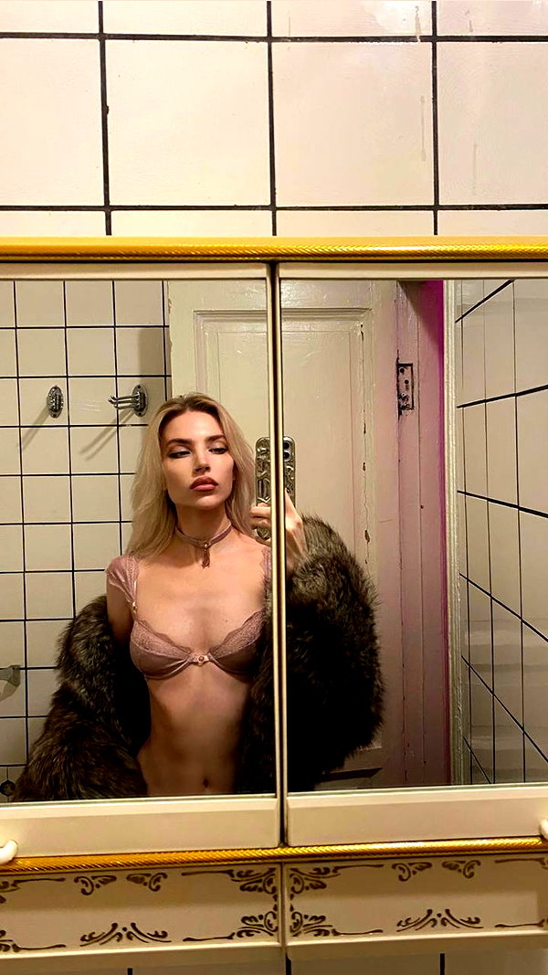 alien.hanna instagram image archive image