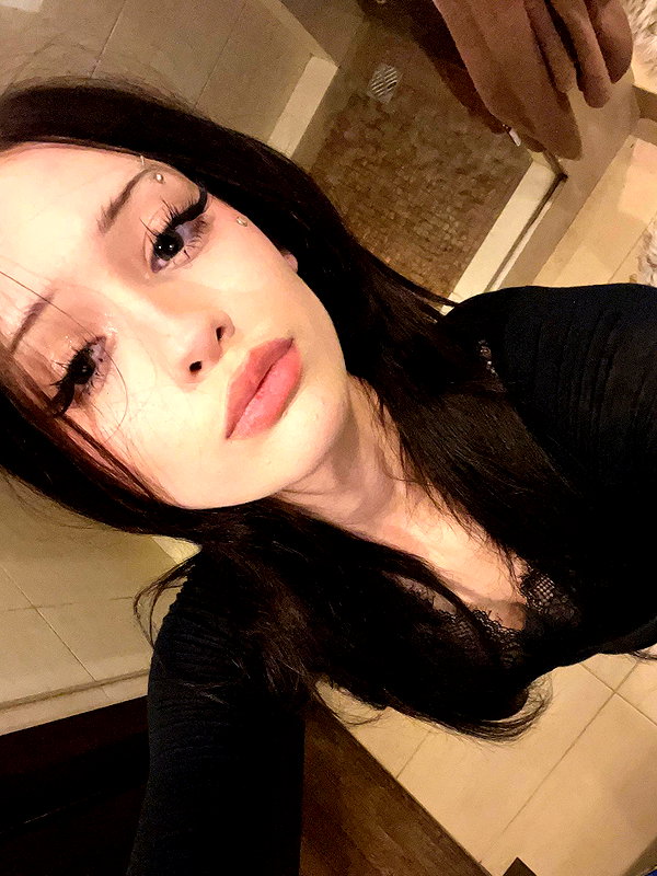 chrisstinalekss instagram image archive image