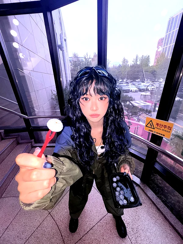 hhh.e_c.v instagram image archive image