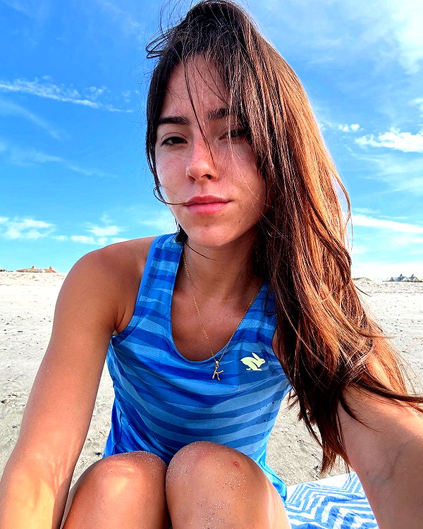 katelynernst3 instagram image archive image