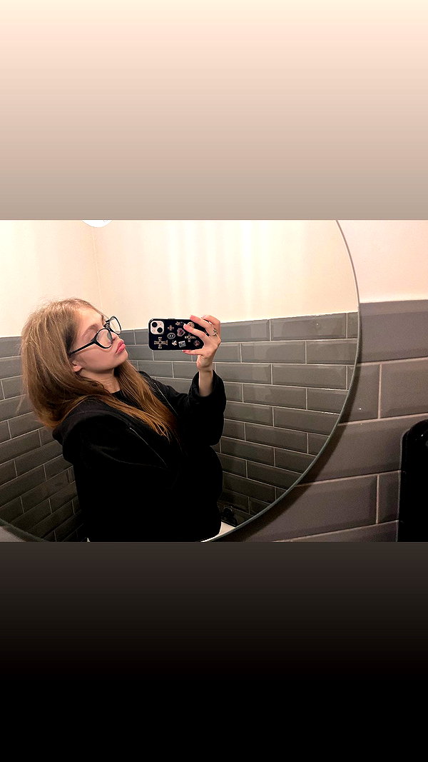 llinolinaa instagram image archive image