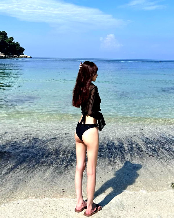 4ure1i2 instagram image archive image