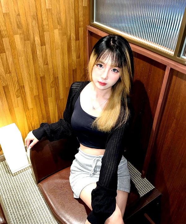 52._.0921 instagram image archive image
