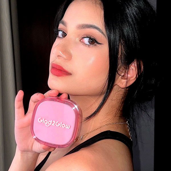 glad2glow instagram image archive image