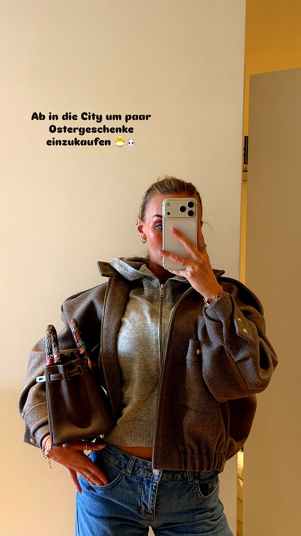 alexis.blond instagram image archive image