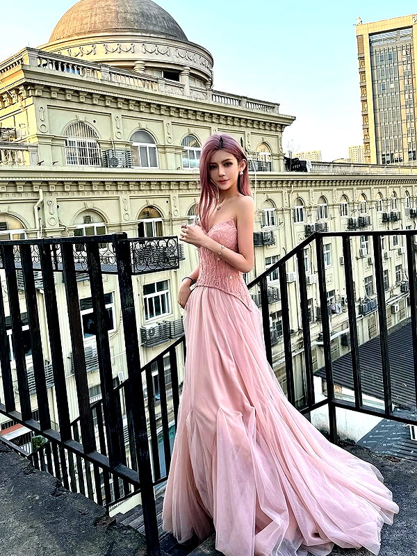 lyhythuedoxinh instagram image archive image