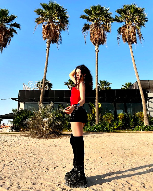 zarinamartinna instagram image archive image