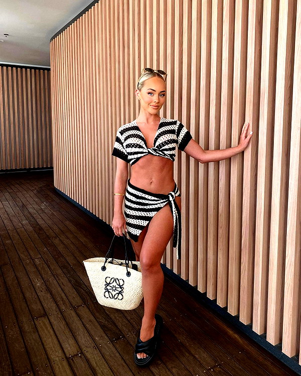 allieauton instagram image archive image