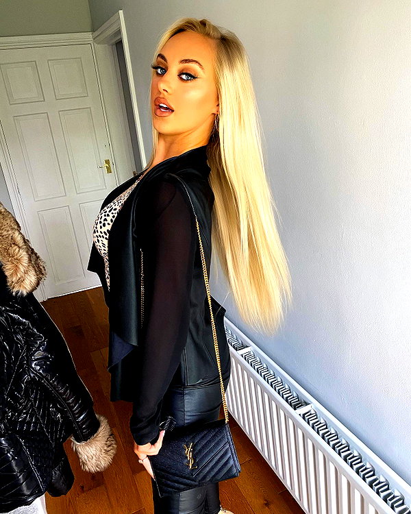 rhiannonbluee instagram image archive image