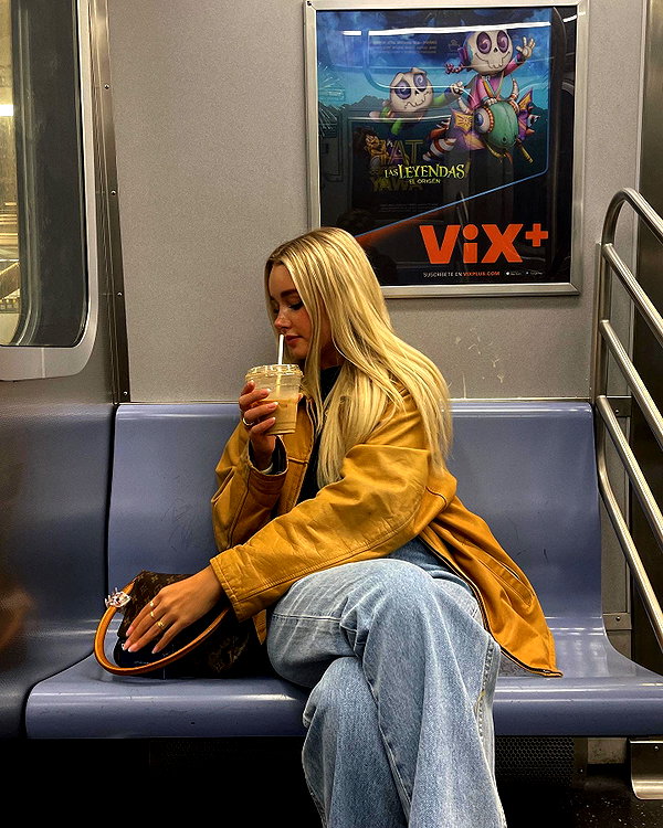 lilih instagram image archive image