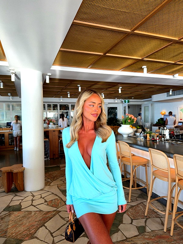 allieauton instagram image archive image