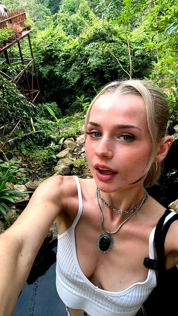 bymonamarie instagram image archive image