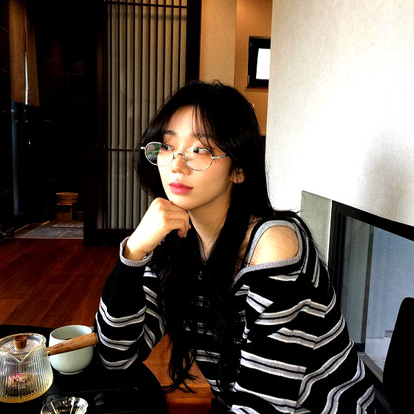 hyeweon__ archive image