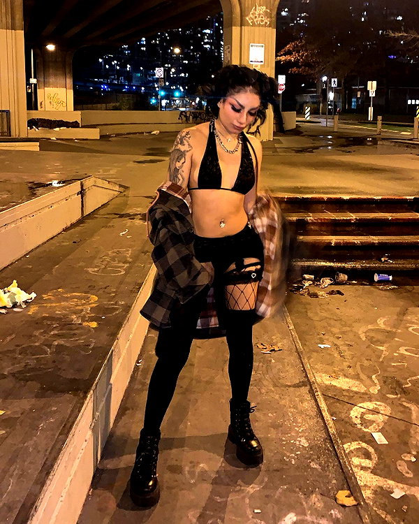 puppyknucklesxx instagram image archive image