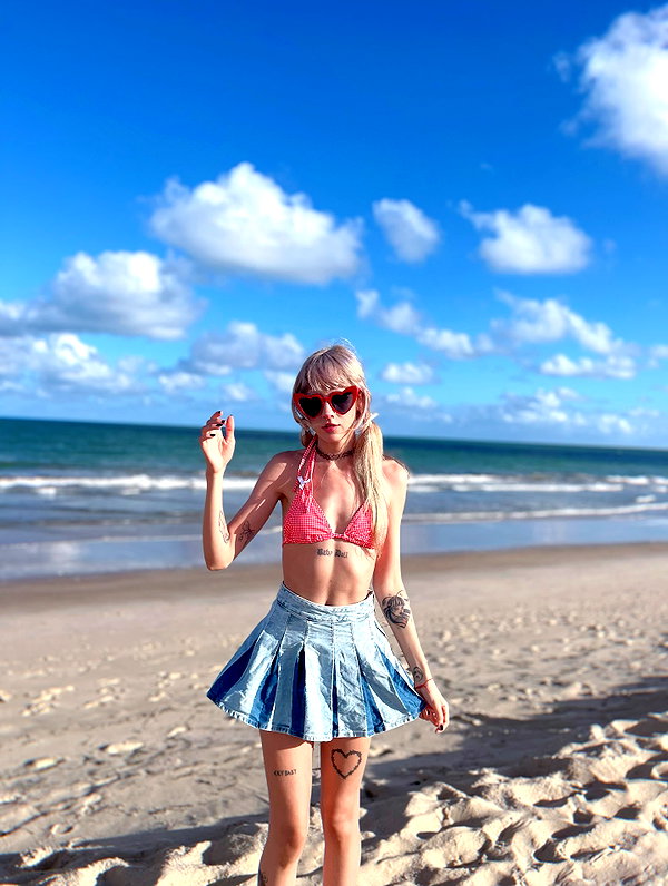 jadelaverne instagram image archive image