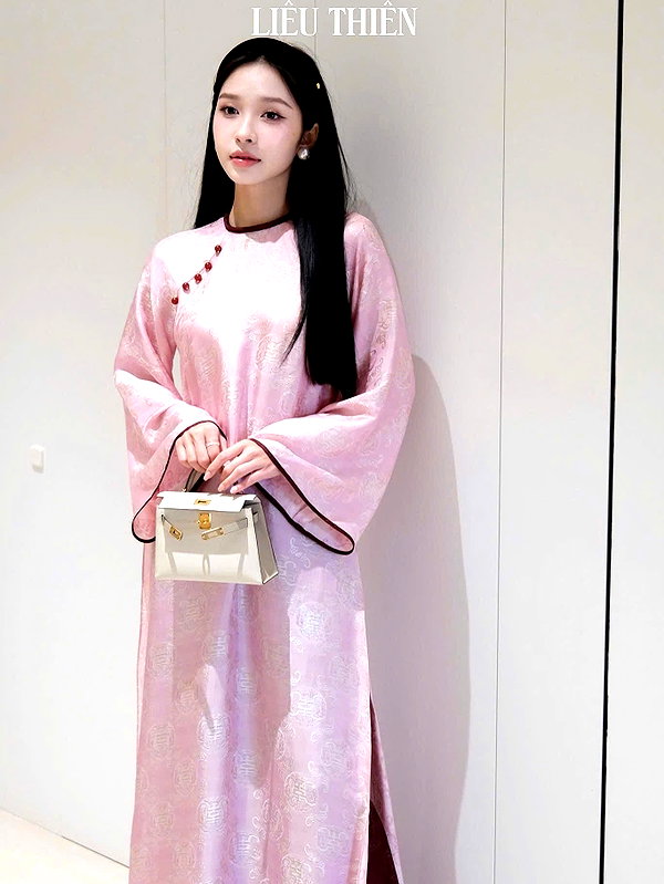 lyhythuedoxinh instagram image archive image