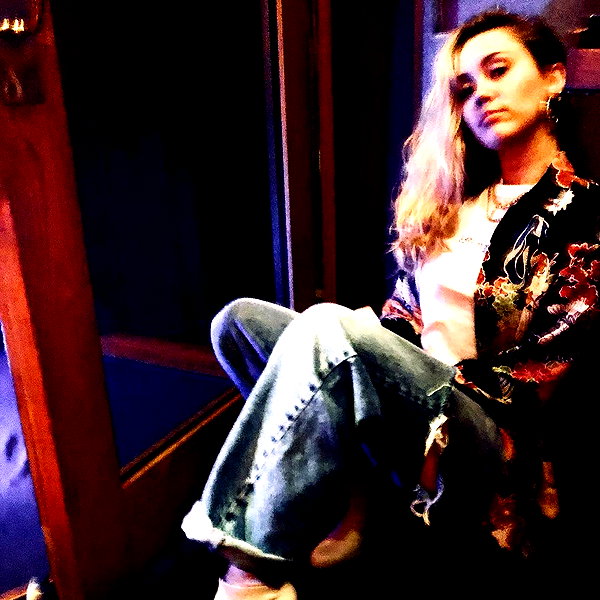 mileycyrus instagram image archive image