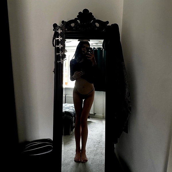 __dedgrl instagram image archive image