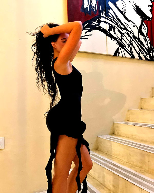 vanessa.rhd instagram image archive image