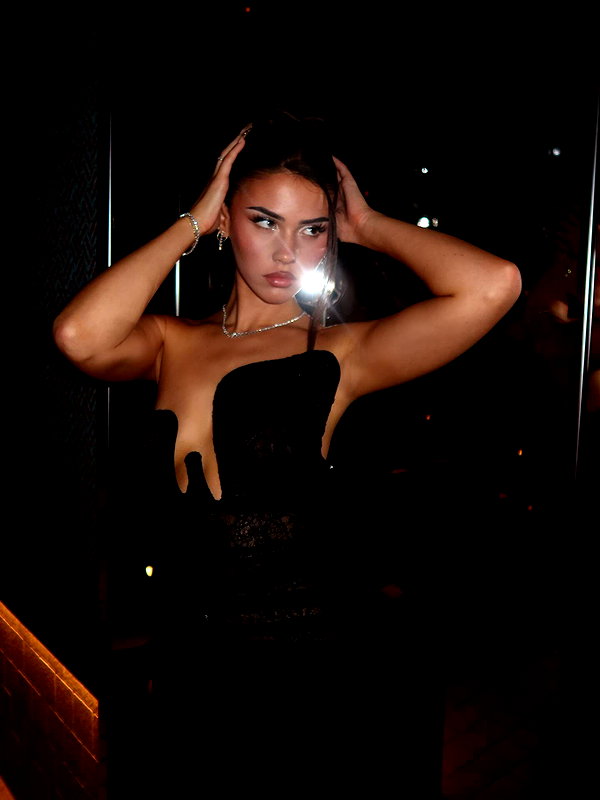 leahhalton instagram image archive image