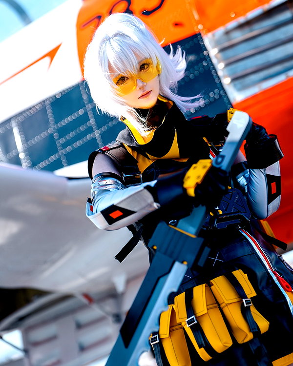 miee_cos instagram image archive image