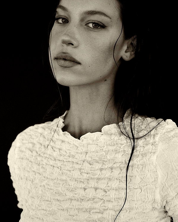 olivia.mathers instagram image archive image