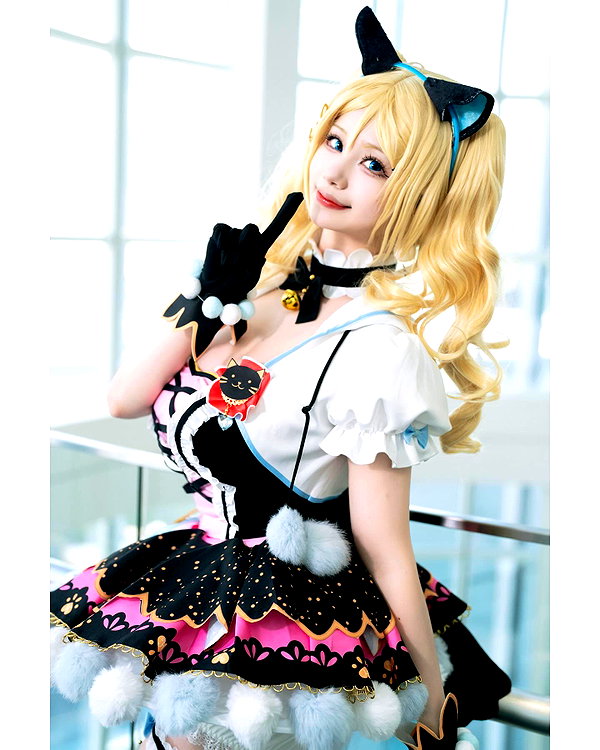 xier_cos instagram image archive image