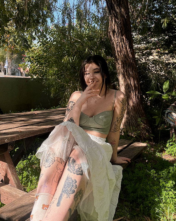 evasela__ instagram image archive image