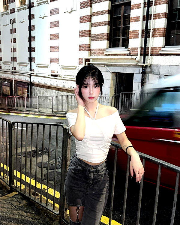 52._.0921 instagram image archive image
