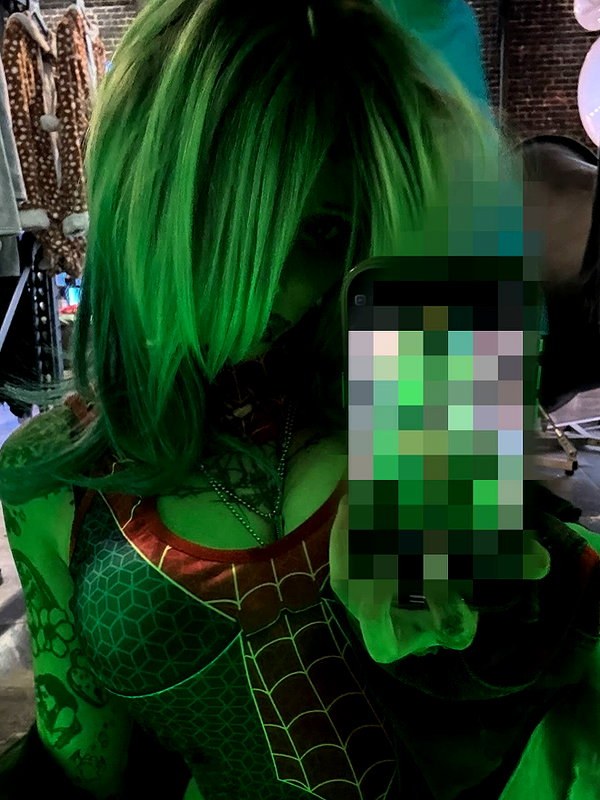 zommmbri instagram image archive image