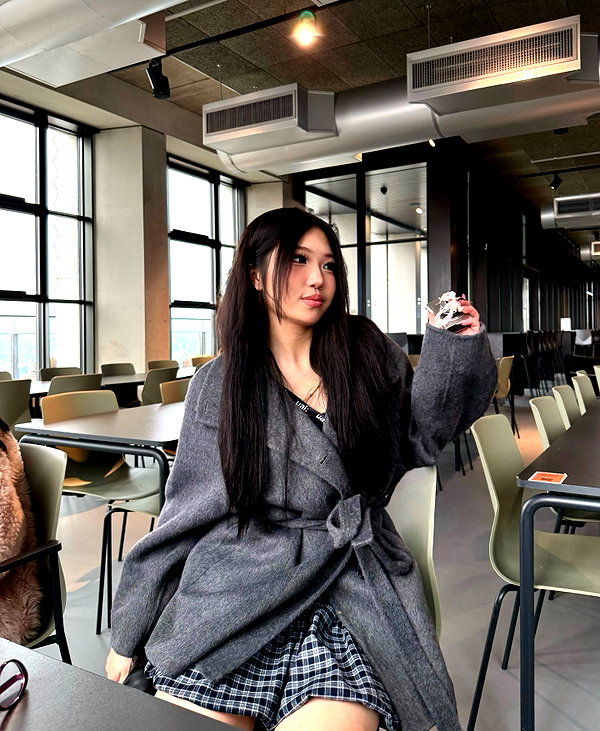 joycee.e instagram image archive image