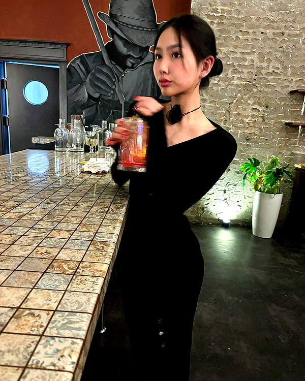 indra0102_ instagram image archive image