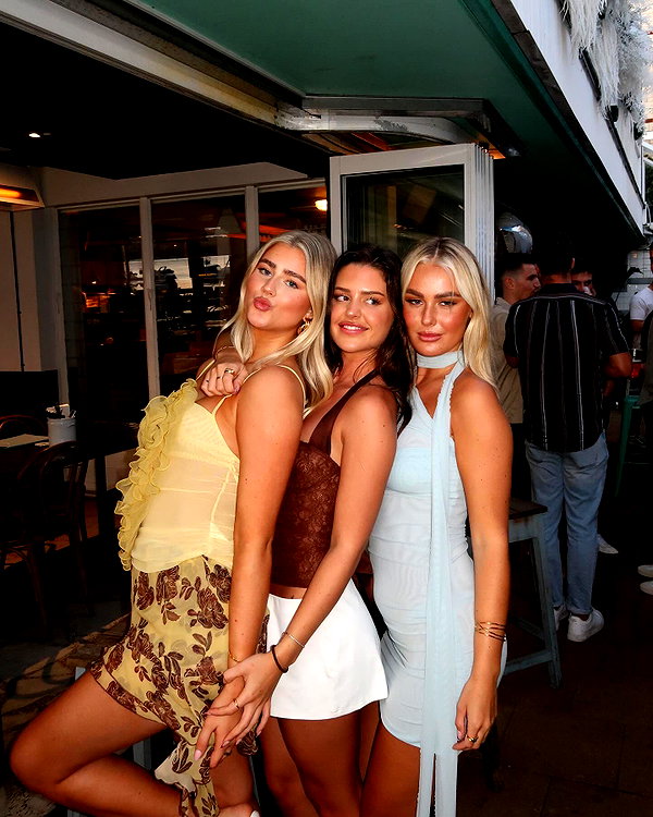 sophadophaa_ instagram image archive image