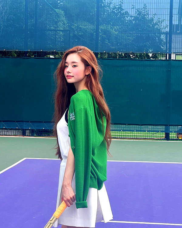 dear.zia instagram image archive image