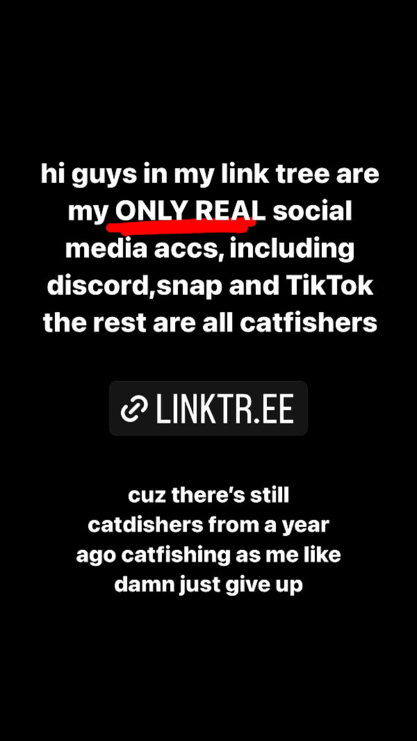 fish_fingiiies instagram image archive image