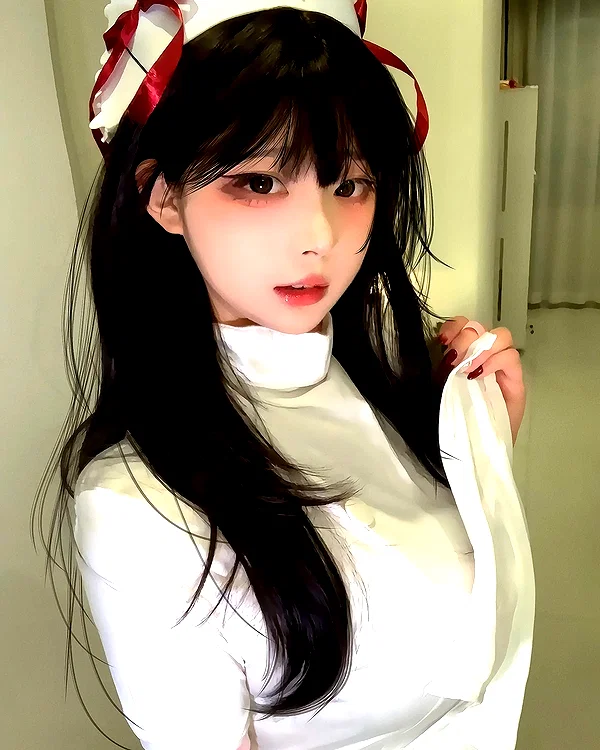 yingyinng_ instagram image archive image
