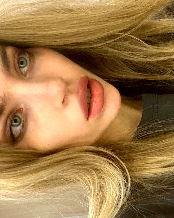 alien.hanna instagram image archive image