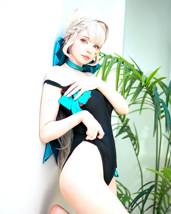 peachmilky_ instagram image archive image