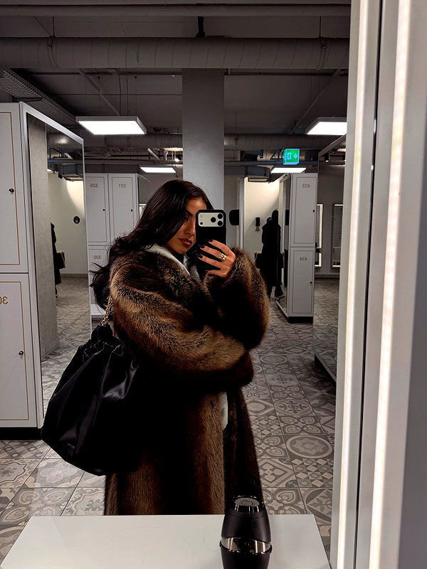 zoeliss instagram image archive image