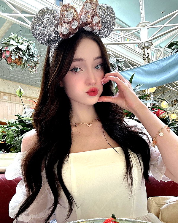 1uvgabi instagram image archive image
