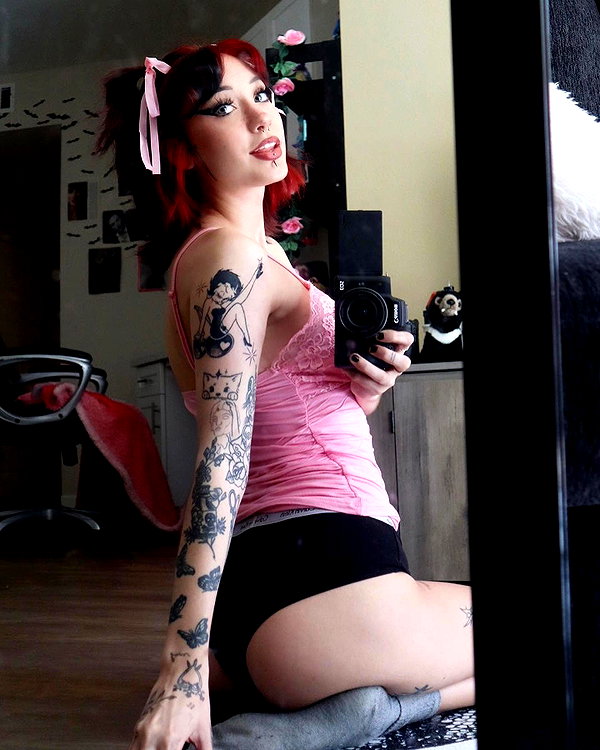 charleygrayyy instagram image archive image