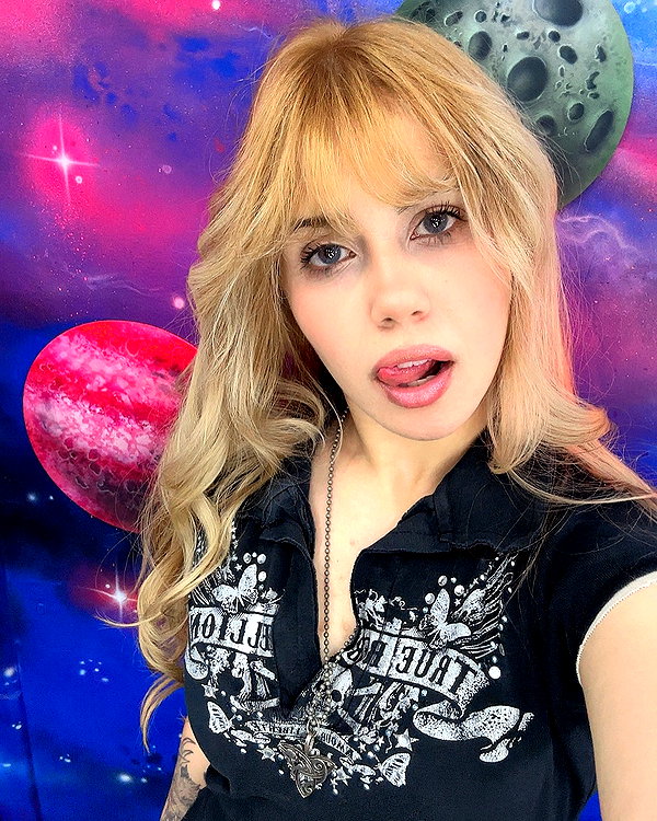 lucychernov instagram image archive image