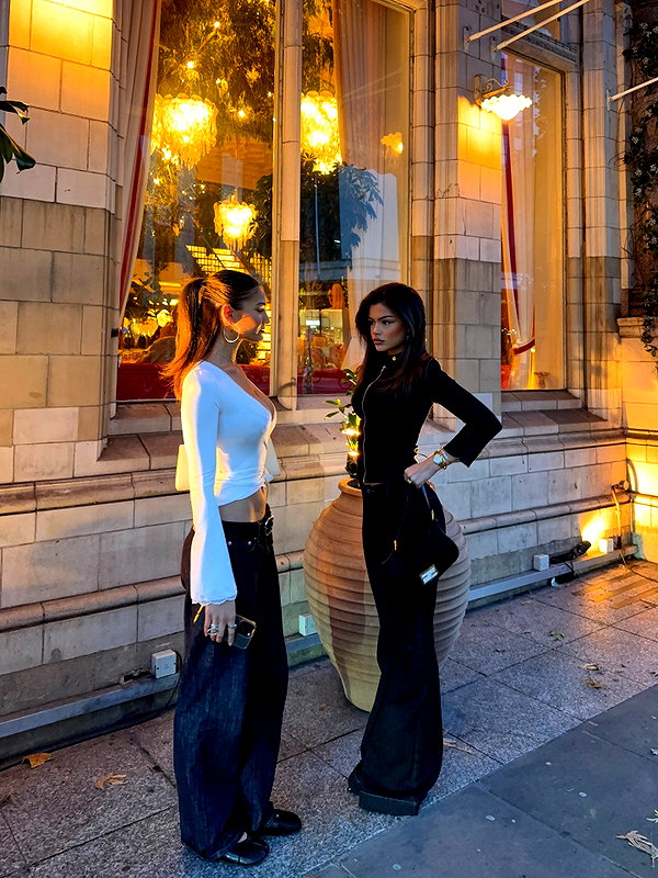 oliviaphillipps instagram image archive image