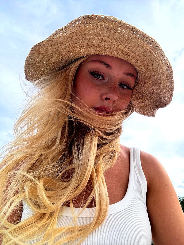 lilih instagram image archive image