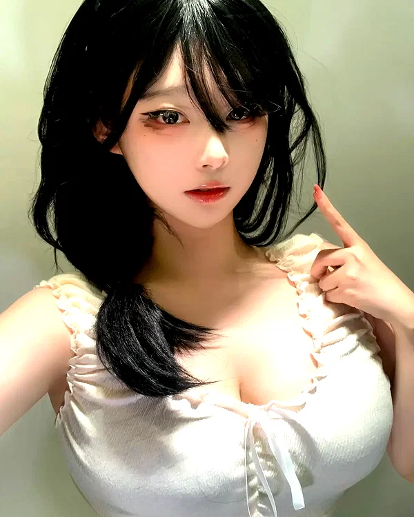 yingyinng_ instagram image archive image