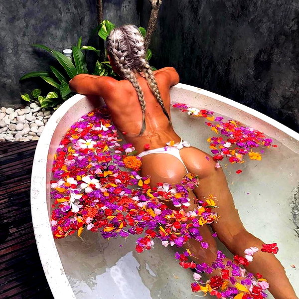 allieauton instagram image archive image